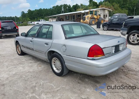 2000 Ford Crown Victoria Lx из США, поврежденный, VIN 2FAFP74W1YX168424